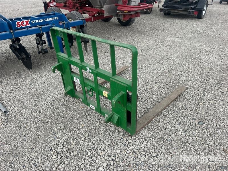 MDS 48 in Tractor Pallet Forks Vorken