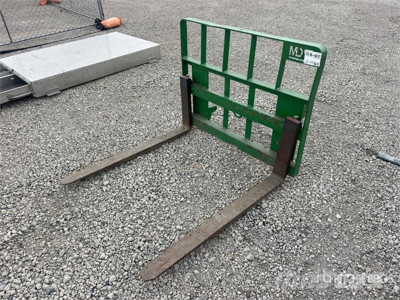 MDS 48 in Tractor Pallet Forks Vorken