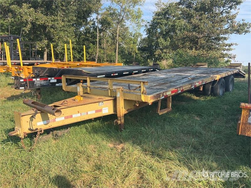 MEB 27 ft T/A Equipment Trailer Autovežių priekabos
