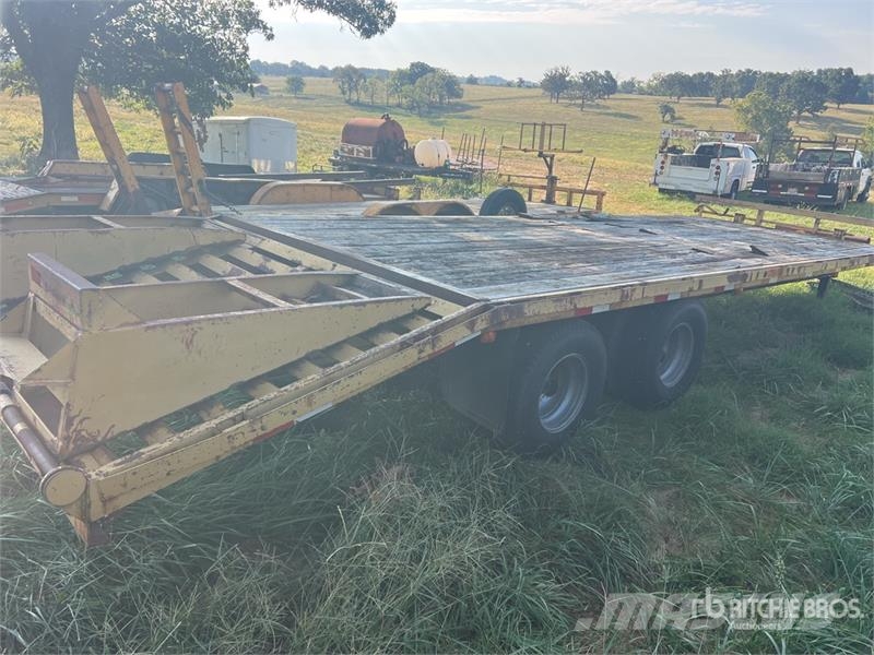 MEB 27 ft T/A Equipment Trailer Autovežių priekabos
