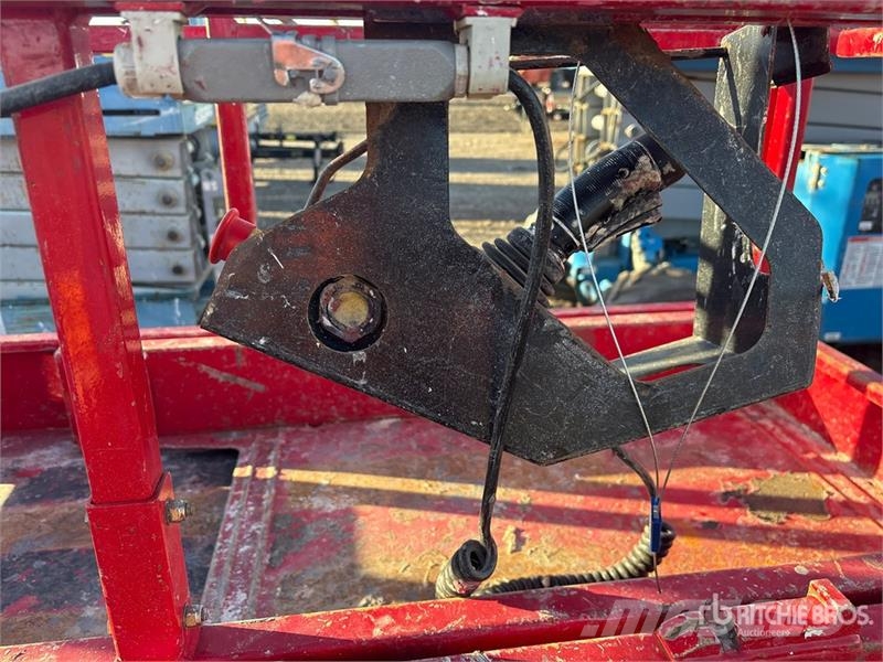 MEC 1330SE Electric Scissor Lift Šķerveida pacēlāji