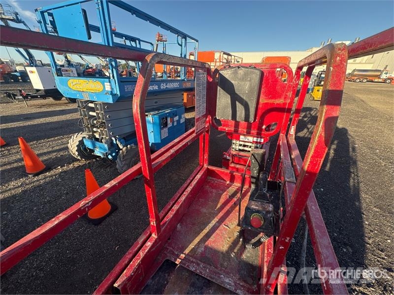 MEC 1330SE Electric Scissor Lift Šķerveida pacēlāji