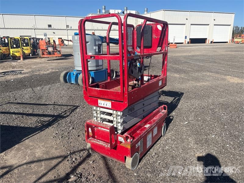 MEC 1330SE Electric Scissor Lift Scissor lifts