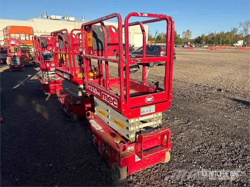 MEC 1330SE Electric Scissor Lift Šķerveida pacēlāji
