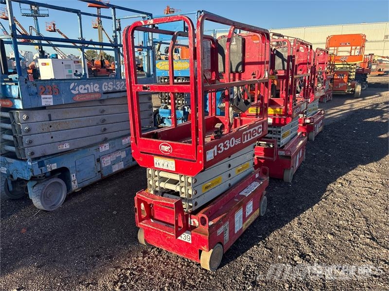 MEC 1330SE Electric Scissor Lift Šķerveida pacēlāji