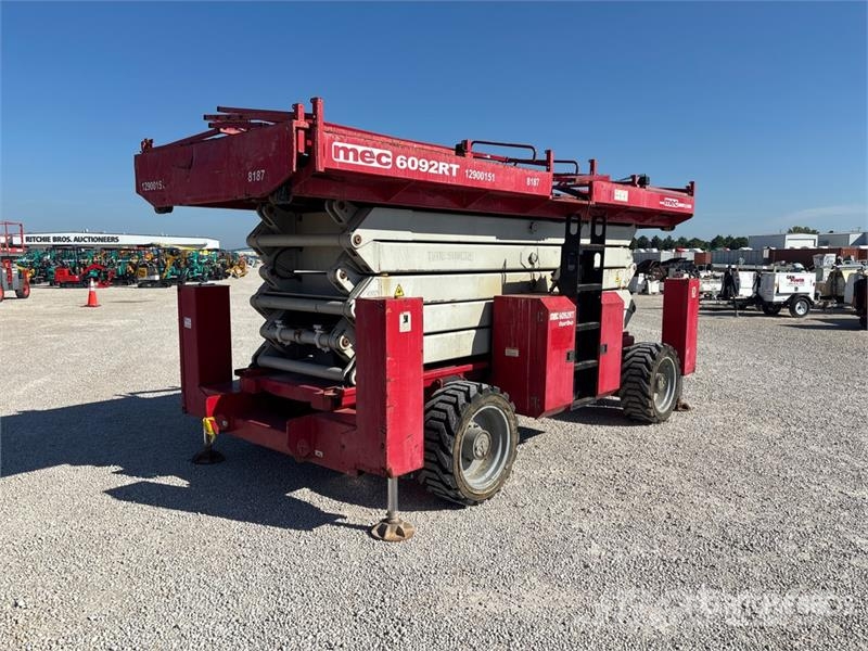 MEC 6092RT 4x4 Diesel Scissor Lift 剪叉式升降机