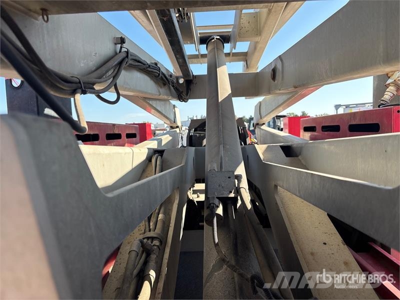 MEC 6092RT 4x4 Diesel Scissor Lift 剪叉式升降机