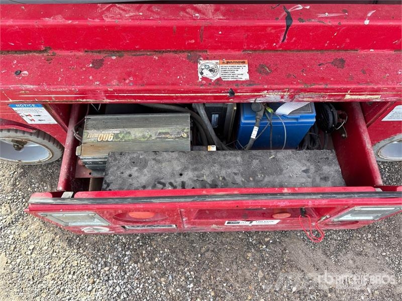 MEC Micro 19 Electric Scissor Lift Scheren-Arbeitsbühnen