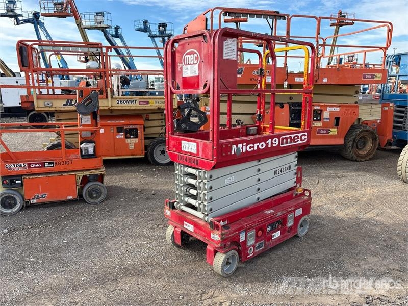 MEC Micro 19 Electric Scissor Lift Scheren-Arbeitsbühnen