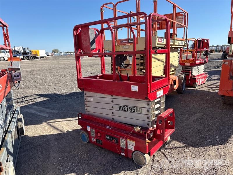 MEC Micro 19 Electric Scissor Lift Scissor lifts
