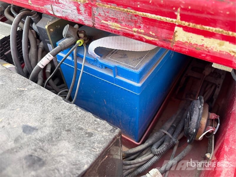MEC Micro 19 Electric Scissor Lift Scheren-Arbeitsbühnen
