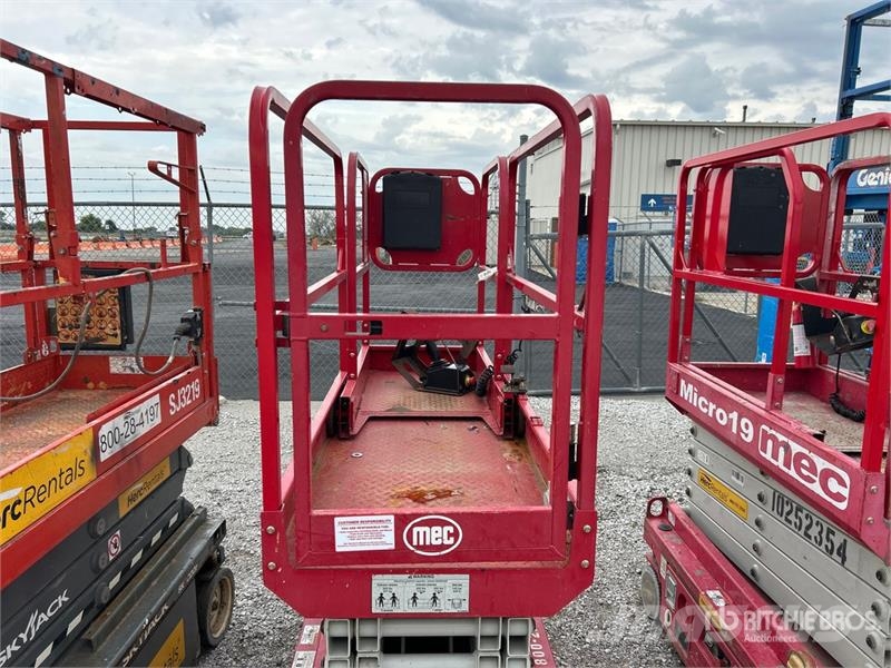 MEC Micro 19 Electric Scissor Lift Šķerveida pacēlāji