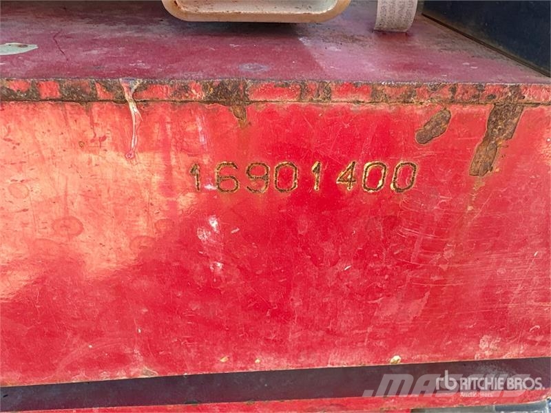 MEC Micro 19 Electric Scissor Lift Saxlifte