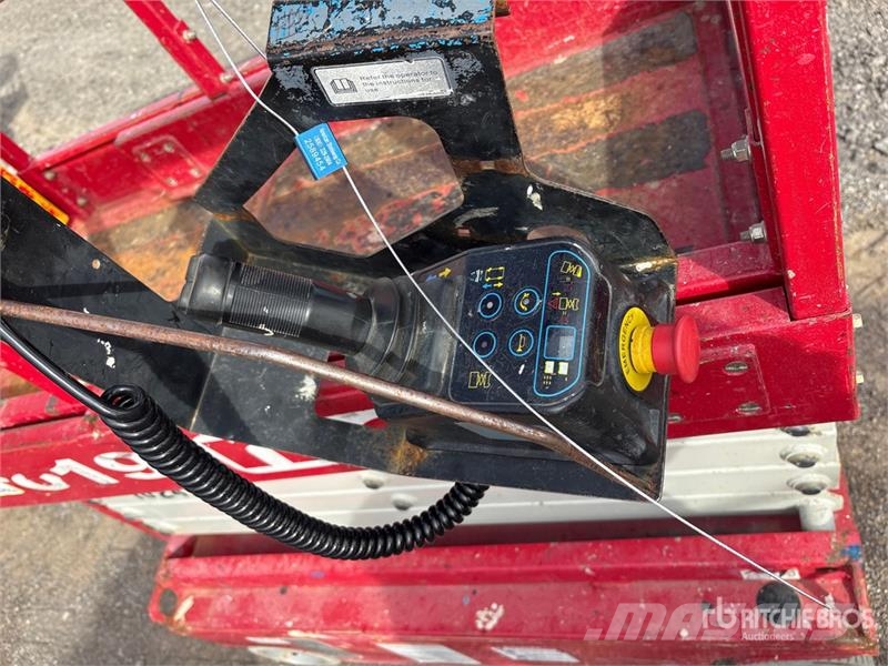 MEC Micro 19 Electric Scissor Lift Scheren-Arbeitsbühnen