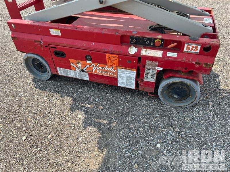 MEC Micro26 Electric Scissor Lift Elevadores de tesoura