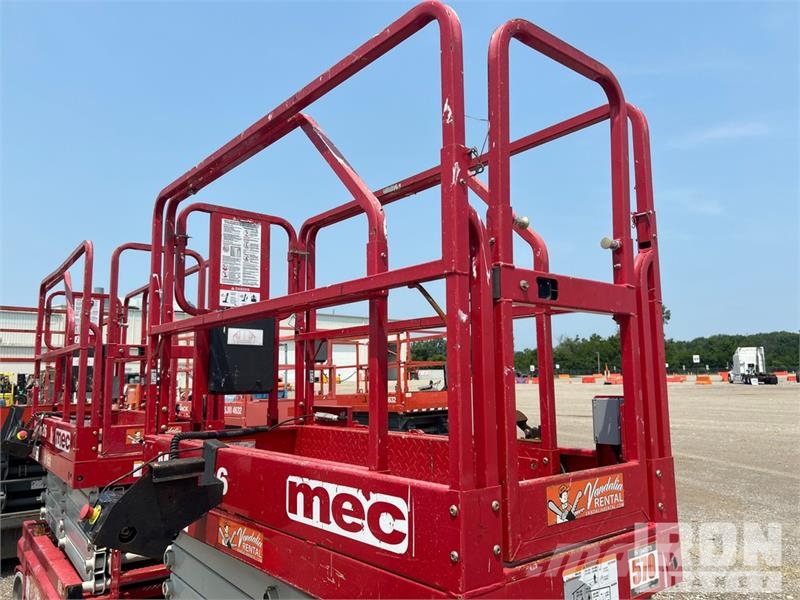 MEC Micro26 Electric Scissor Lift Elevadores de tesoura