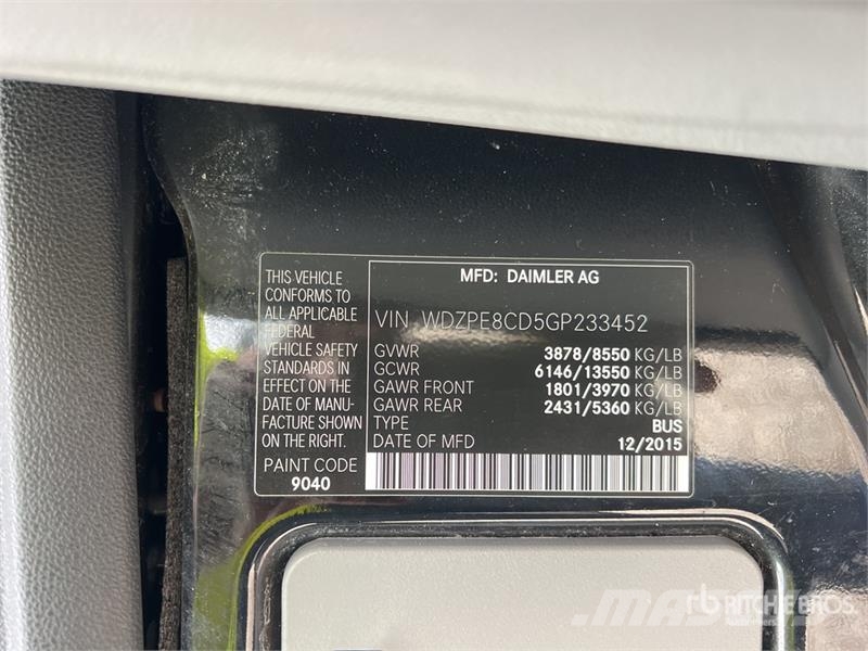 Mercedes-Benz Sprinter 2500 14 Passenger Van Panel vanlar