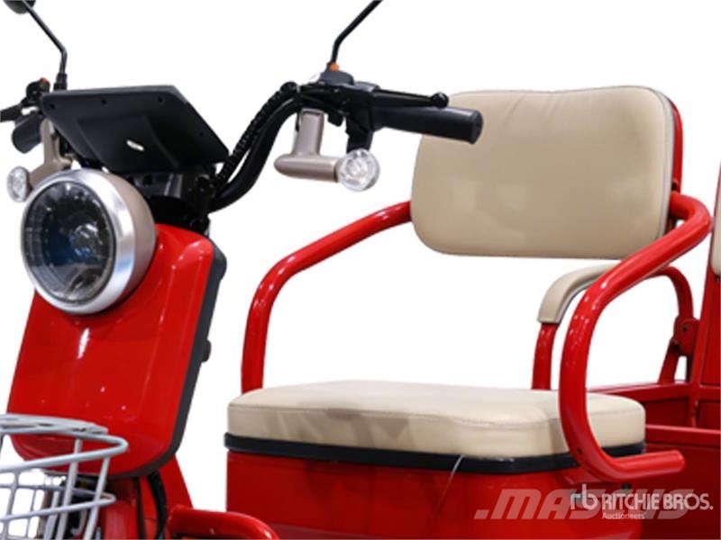 MGC40-RED 3 TT E-Trike Mini Scooter (Unused) Visureigiai