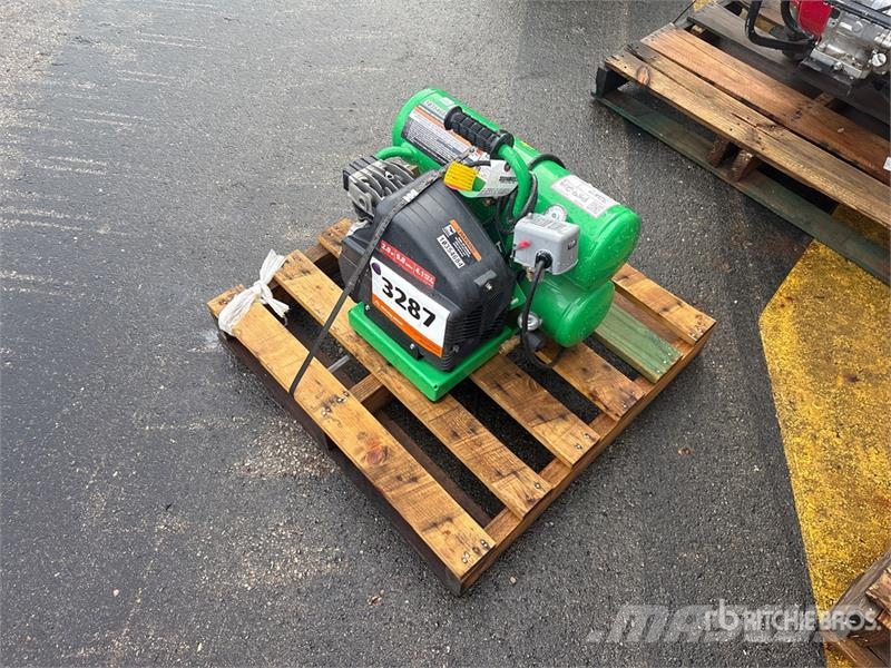 MI-T-M AM1-HE02-05SR Electric Air Compressor Compresoras