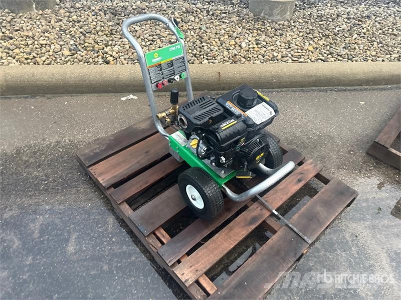 MI-T-M CA-2703-1SMV Pressure Washer Visokotlačni čistilci za domačo uporabo