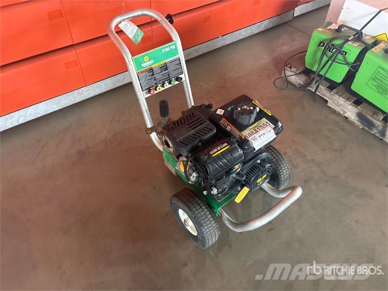 MI-T-M CA-2703-1SMV Pressure Washer 低圧洗浄器