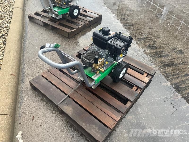 MI-T-M CA-2703-1SMV Pressure Washer Visokotlačni čistilci za domačo uporabo