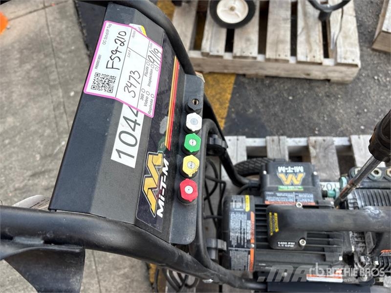 MI-T-M CM-1400-0MEC Pressure Washer Visokotlačni čistilci za domačo uporabo