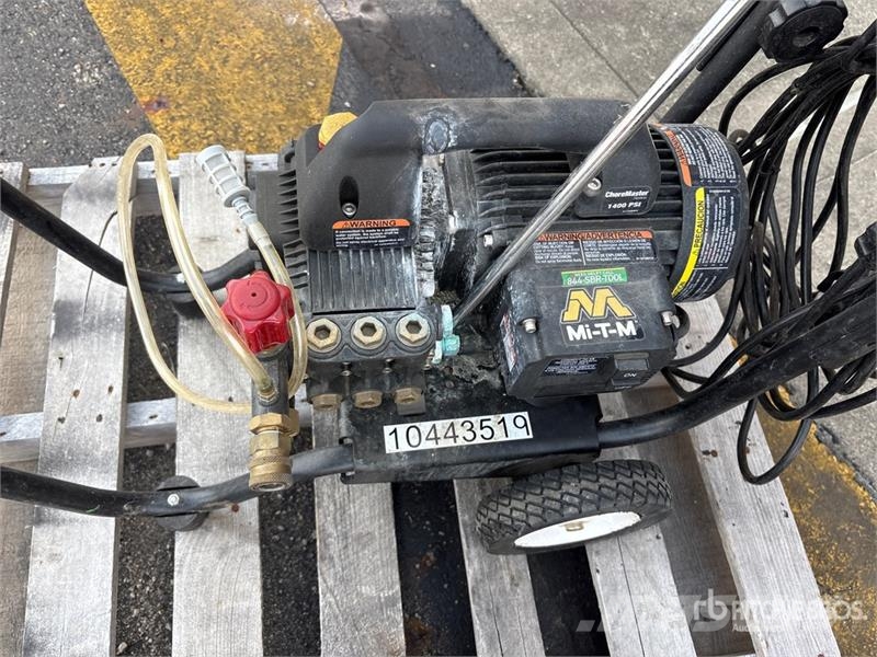 MI-T-M CM-1400-0MEC Pressure Washer Visokotlačni čistilci za domačo uporabo