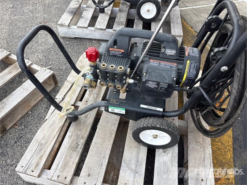 MI-T-M CM-1400-0MEC Pressure Washer Visokotlačni čistilci za domačo uporabo