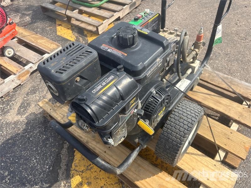 MI-T-M CW-3004-4SGV Pressure Washer Visokotlačni čistilci za domačo uporabo