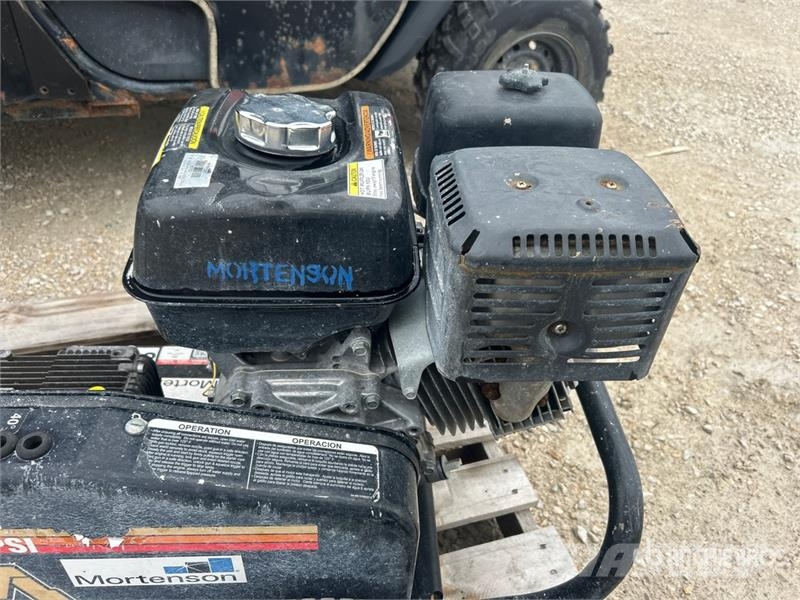 MI-T-M JCW-4004-2MHB Pressure Washer (Inoperable) Mazgātāji ar zemu spiedienu