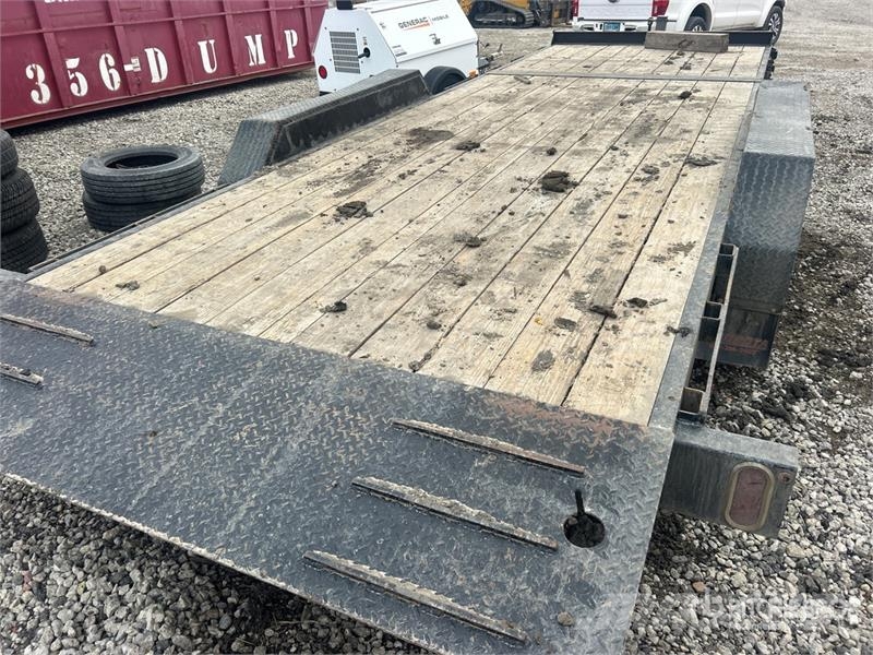 Midsota TBHD832220K 22 ft T/A Tilt Deck Trailer Низькорамні причепи