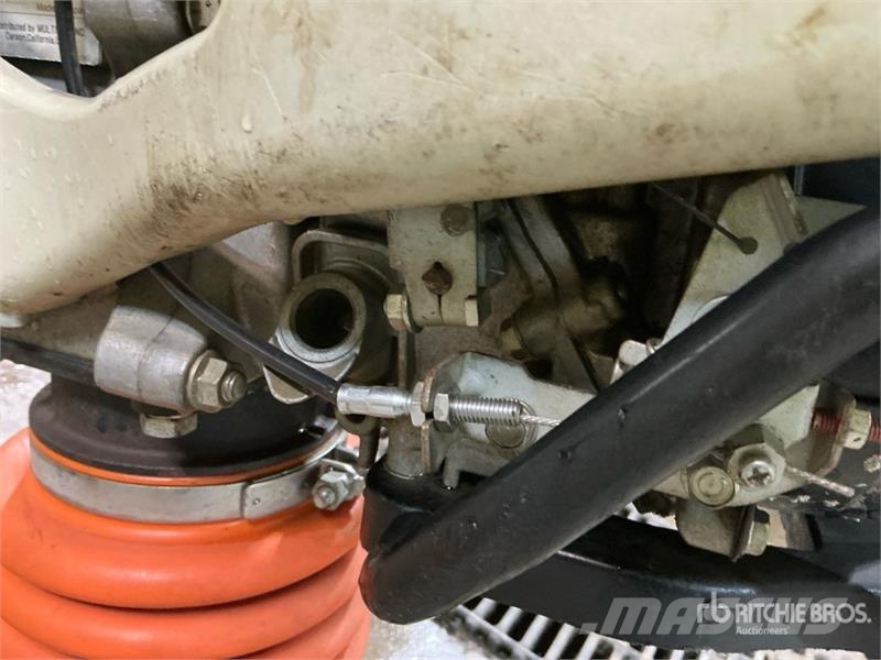 Mikasa MTX60 Jumping Jack Tamper (Inoperable) Täryvasarat