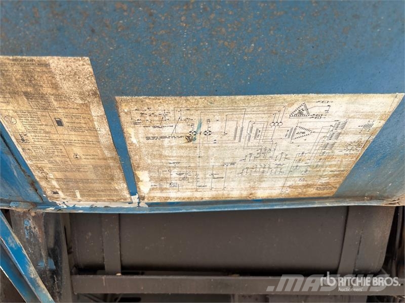 Miller Big Blue 400D Skid-Mounted Engine Driven Welder Soldadoras