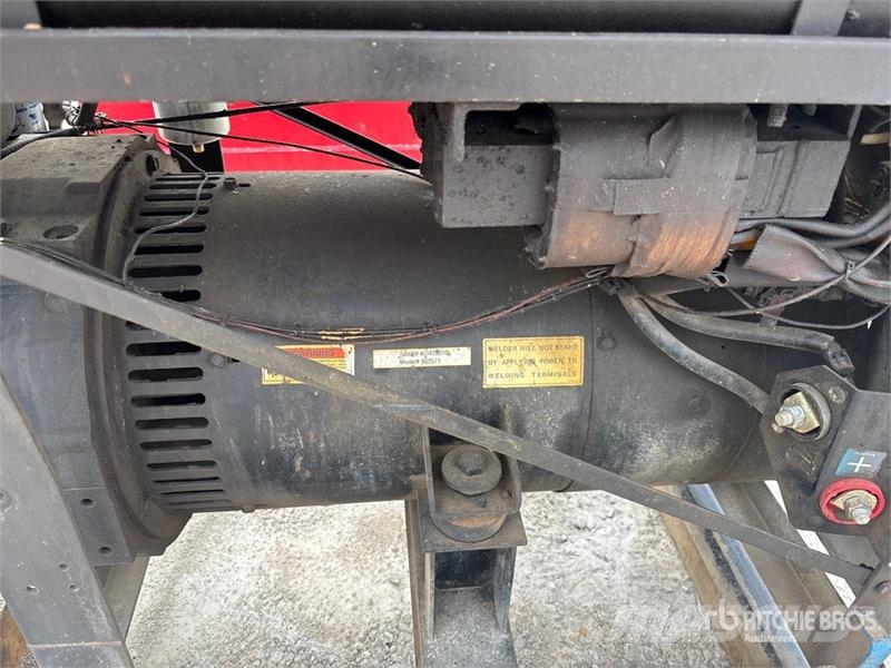 Miller Big Blue 400D Skid-Mounted Engine Driven Welder Soldadoras