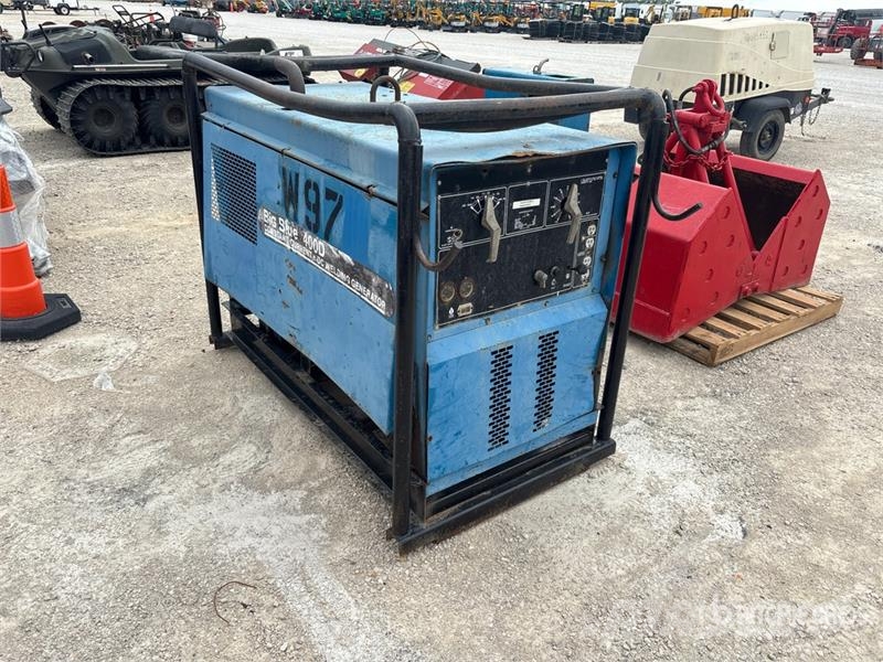 Miller Big Blue 400D Skid-Mounted Engine Driven Welder Soldadoras