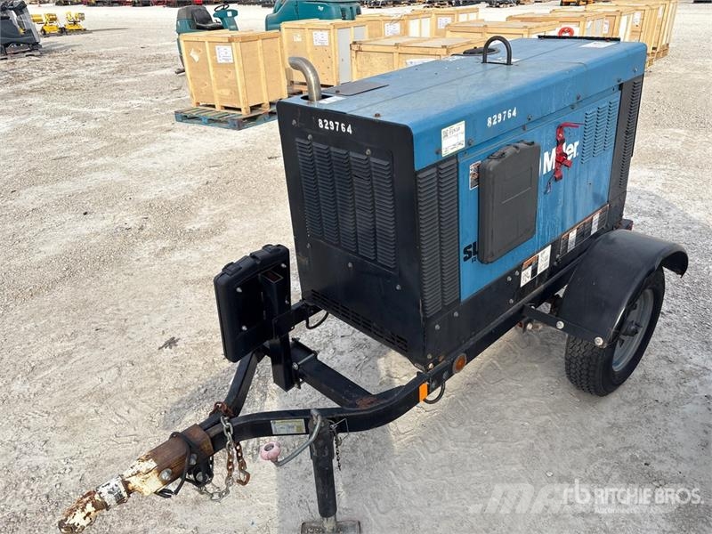Miller Big Blue 450CST Multi-Operator Welder 焊接機