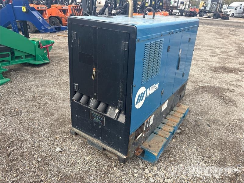 Miller Big Blue 800 Duo Pro Welder 400 A Skid-Mounted Mul Lasapparaten