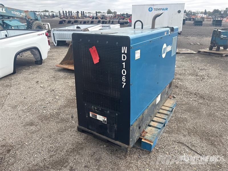 Miller Big Blue 800 Duo Pro Welder 400 A Skid-Mounted Mul Lasapparaten