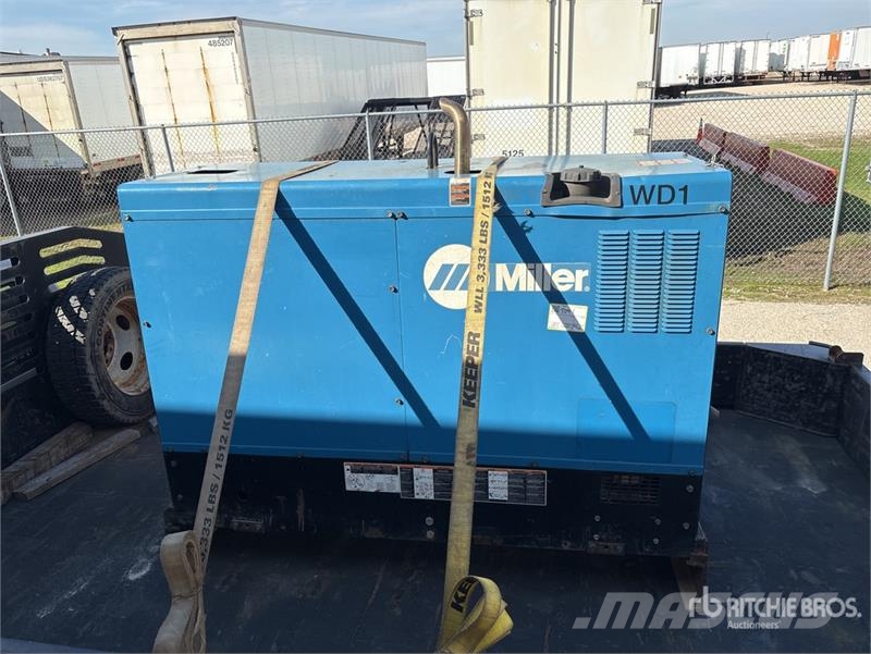Miller Big Blue 800 Duo Pro Engine Driven Welder Welding machines