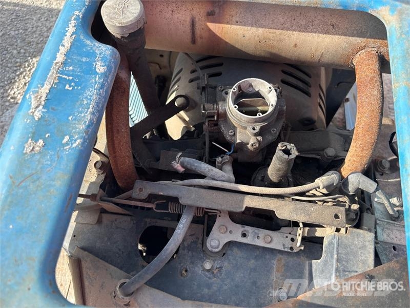 Miller Bobcat 225 Multi-Process Engine Driven Welder Soldadoras