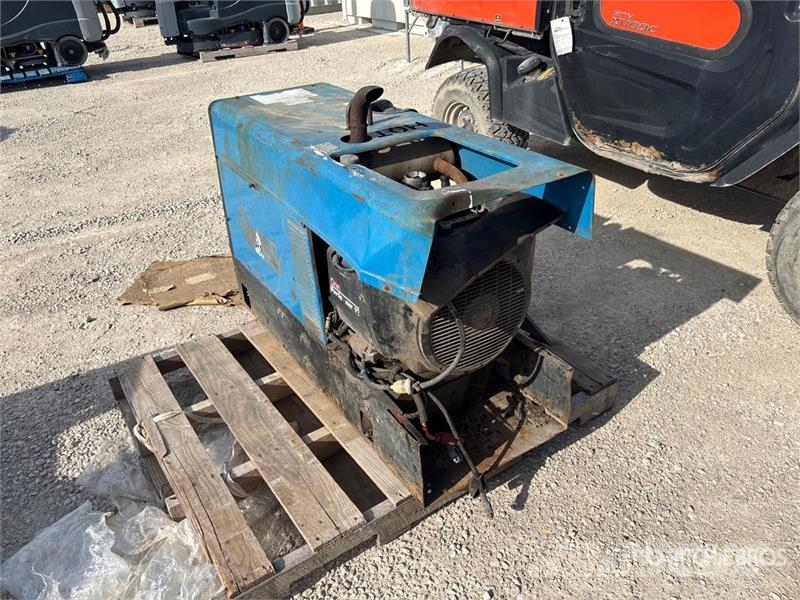 Miller Bobcat 225 Multi-Process Engine Driven Welder Soldadoras