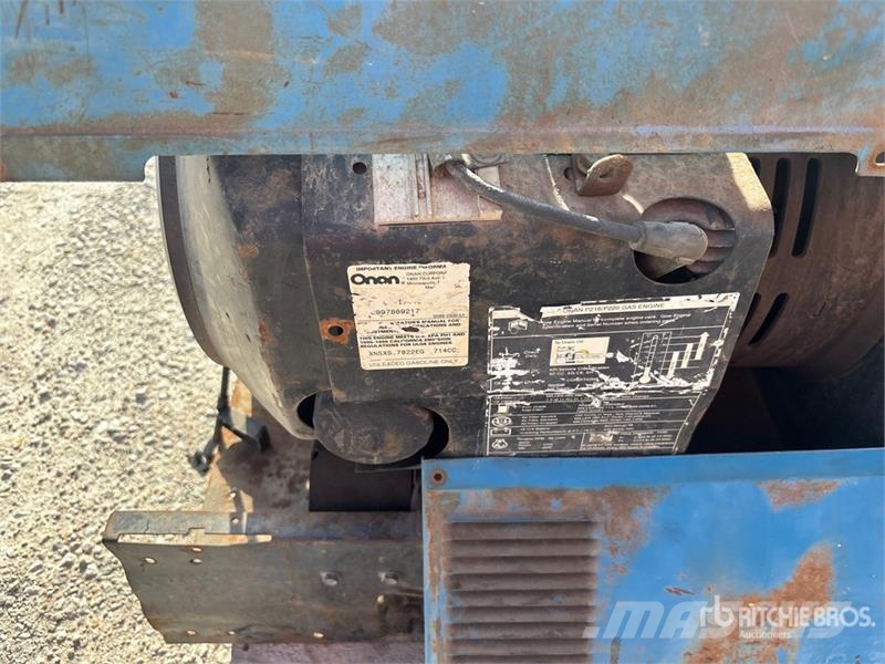 Miller Bobcat 225 Multi-Process Engine Driven Welder Soldadoras
