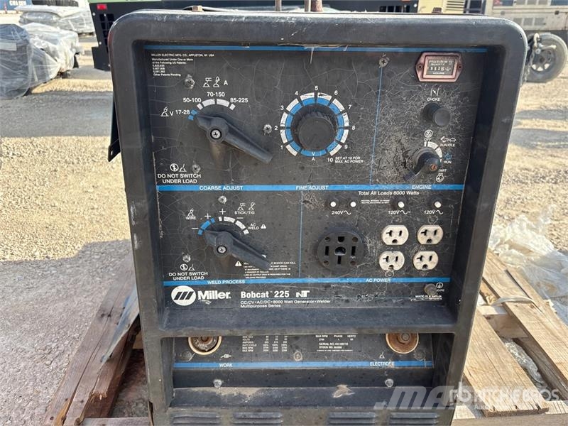 Miller Bobcat 225 Multi-Process Engine Driven Welder Soldadoras