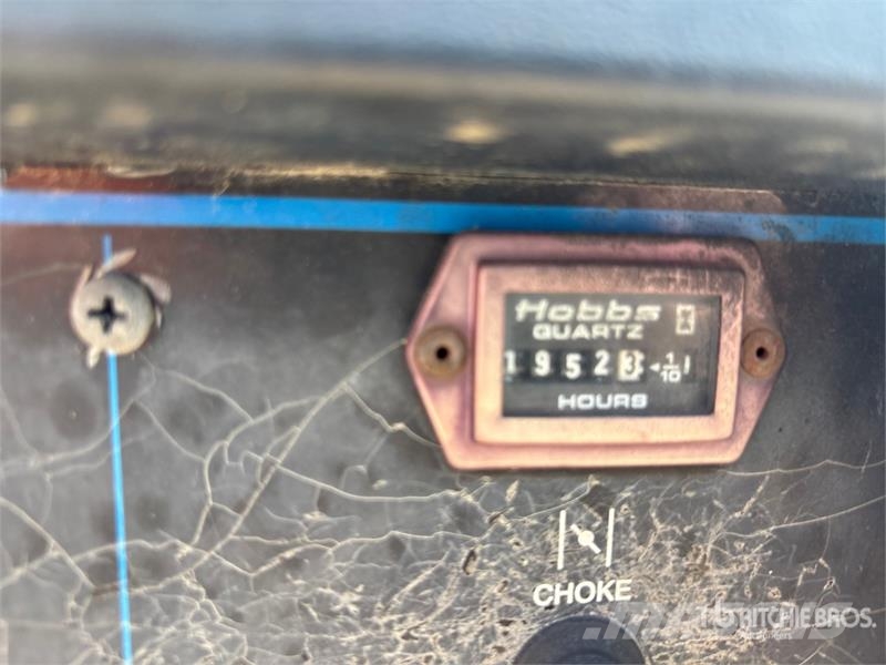 Miller Bobcat 225 Multi-Process Engine Driven Welder Soldadoras
