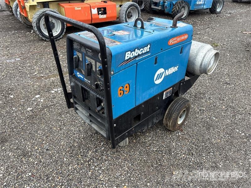 Miller Bobcat 250 250 A Mobile Multi-Process Engine Drive Heggesztő berendezések