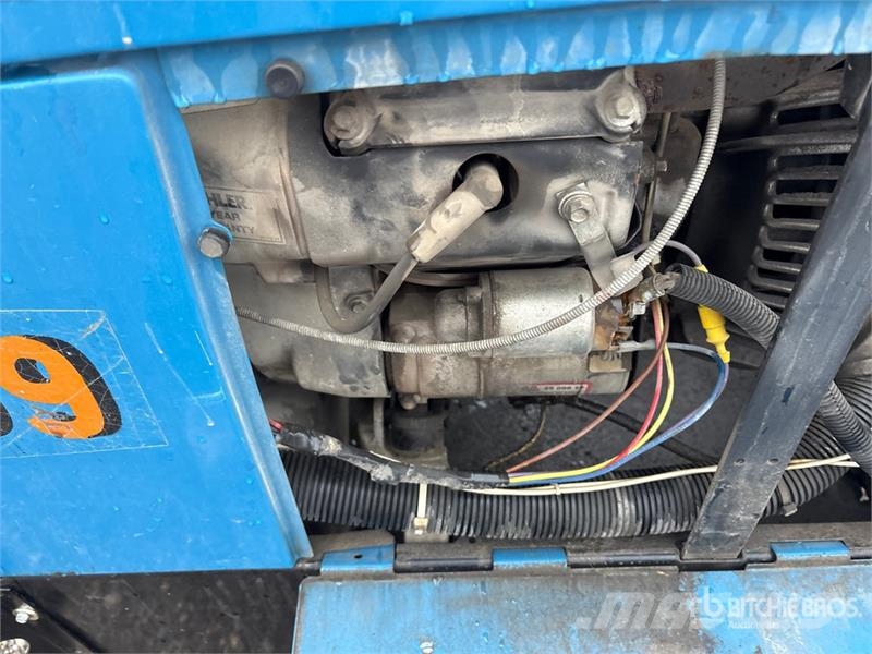 Miller Bobcat 250 250 A Mobile Multi-Process Engine Drive Heggesztő berendezések