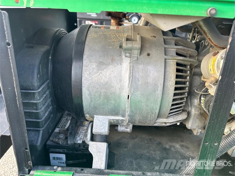 Miller Bobcat 250 250 A Mobile Multi-Process Engine Drive Hitsauslaitteet