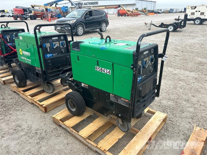Miller Bobcat 250 250 A Mobile Multi-Process Engine Drive Varilni instrumenti