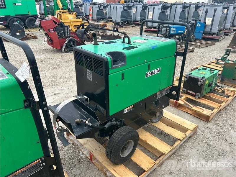 Miller Bobcat 250 Mobile Multi-Process Engine Driven Weld Welding machines
